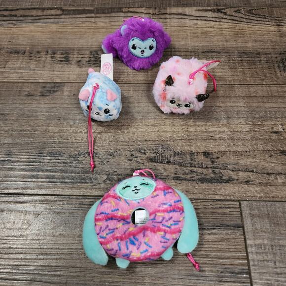 Pikmi Pops 4 small plush figures B41 - Picture 1 of 4
